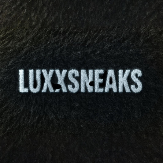 LuxxSneaks: THE JOURNAL